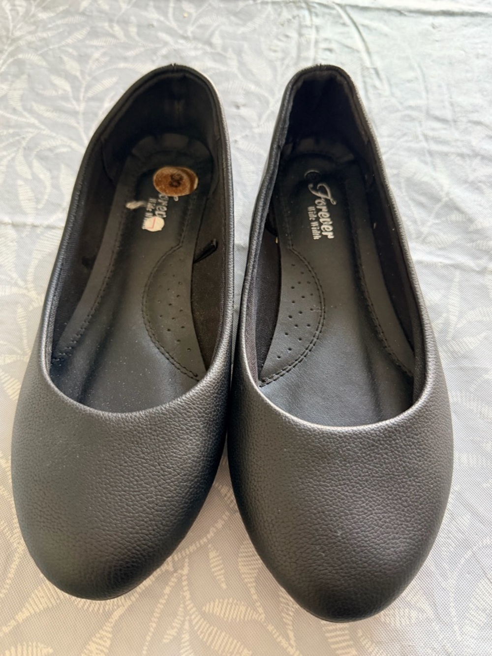 Forever 21 Black Women's Faux-Leather Ballet Flats
